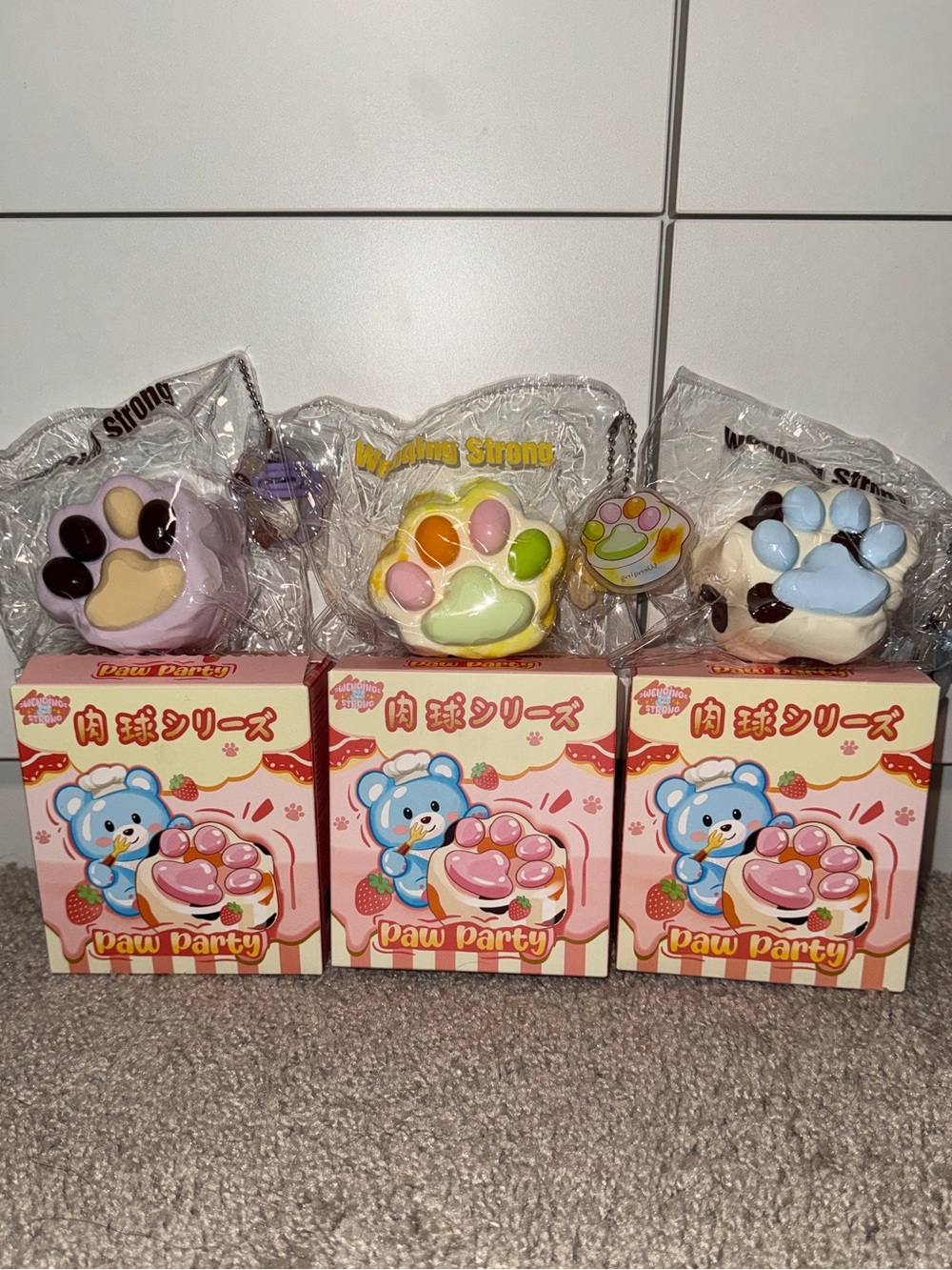 WenQing Strong Paw Party Taba Squishy